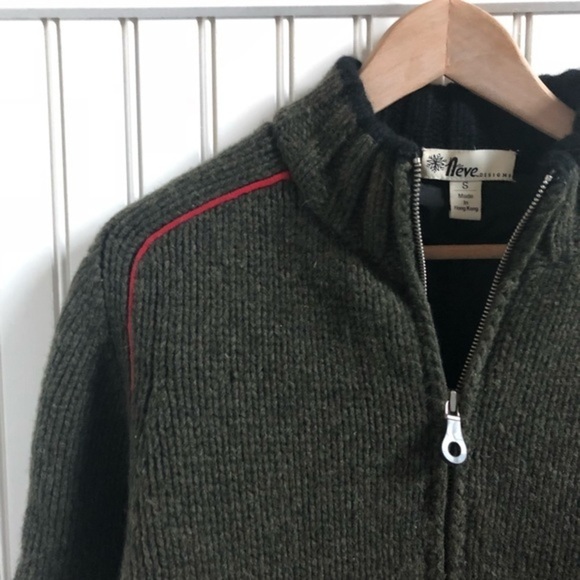 Neve Designs Chunky Wool Full Zip Lined Sweater - Picture 2 of 8
